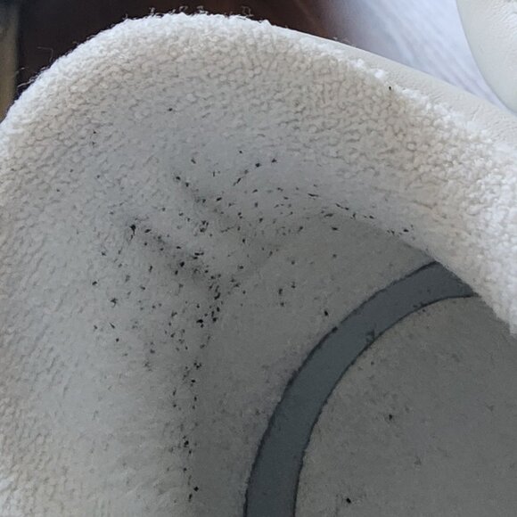 alo Recovery Mode Sneakers - Picture 7 of 7